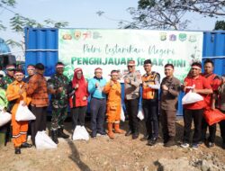 Meriahkan HUT ke-78 RI, Polres Metro Jakarta Selatan Tanam 800 Pohon