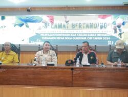 Wakil Bupati Hairan Lepas Tim Sepak Bola Tanjab Barat Ikuti Gubernur Cup Tahun 2024