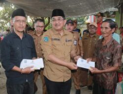 Bupati Anwar Sadat Kunjungi dan Berikan Bantuan kepada Korban Banjir di Betara
