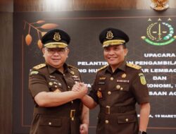 Jaksa Agung Lantik R Narendra Jatna dan Leonard Ezer Simanjuntak Jadi Staf Ahli