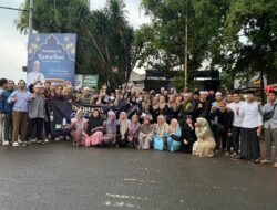 Patut Dicontoh, Ikqnada Bagikan Ribuan Takjil Gratis untuk Pengendara