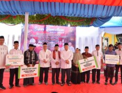 Pj Gubri dan Bupati Bengkalis Safari Ramadan di Kecamatan Pinggir