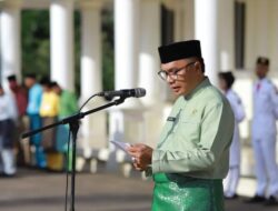 Pj Sekda Tanjab Barat Jadi Inspektur Upacara Hardiknas