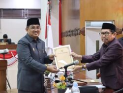 Bupati Tanjab Hadiri Rapat Paripurna Penyampaian Nota Pengantar Raperda APBD 2023