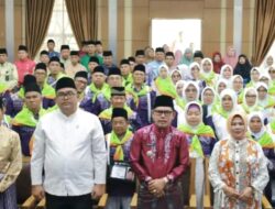 Wako Ahmadi Lepas 101 Calon Jamaah Haji Kota Sungai Penuh
