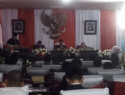 Sekda Zainal Efendi Hadiri Pelantikan Wakil Ketua DPRD Kerinci