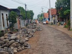 Proyek Drainase Diduga Jadi Pemicu Kecelakaan, Warga Mengori Harap Pemdes dan Kontraktor Perhatikan Keselamatan